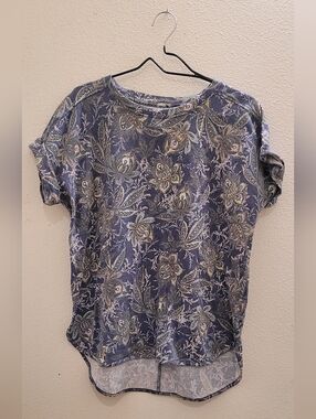 Women’s Floral Short-Sleeve Tee in Blue